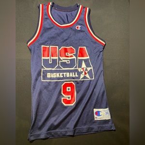 Rare vintage Jordan team USA Jersey sz 36 fits small-med women or a xs man